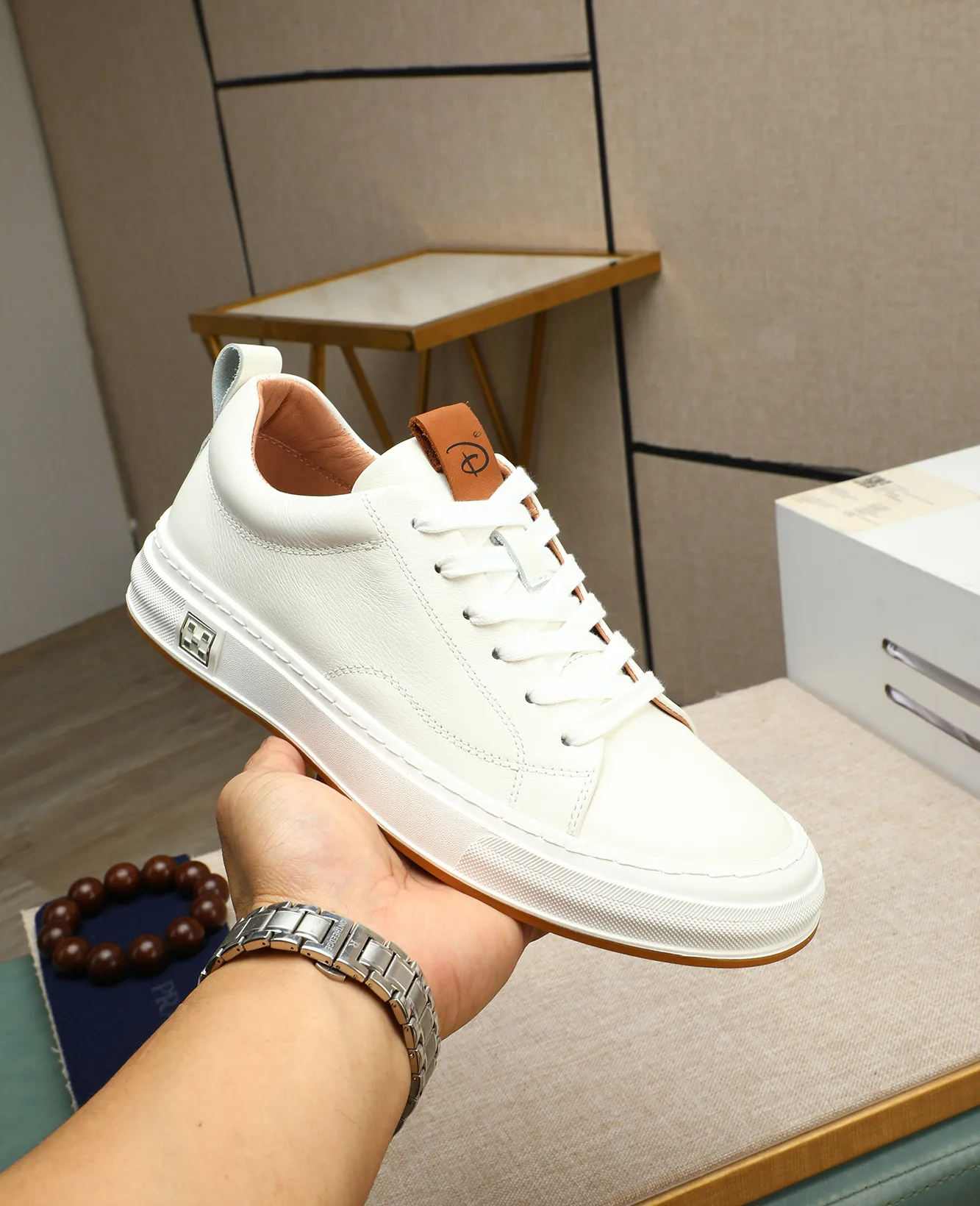 Men's men's shoes 💰420 high-end version. PRADA (Prada) men's casual style, compare the quality at the counter 🧚🏿♂️Imported cowhide fabric 🐎Water-dyed comfortable and soft cowhide lining for feet 🐂Genuine leather outsole with label 🎉 Size 38-44. Can be customized for 45💥🏆